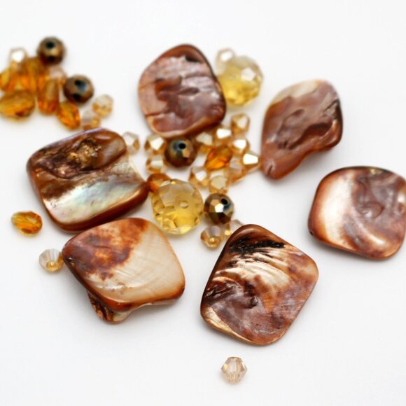 Mother of Pearl & Crystal Bead Lot - Shades of Brown & Cream - BEADLOT59 - Picture 1 of 5